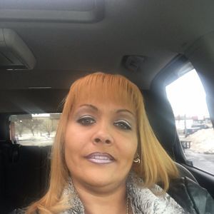 Meet your Posher, Roxanne